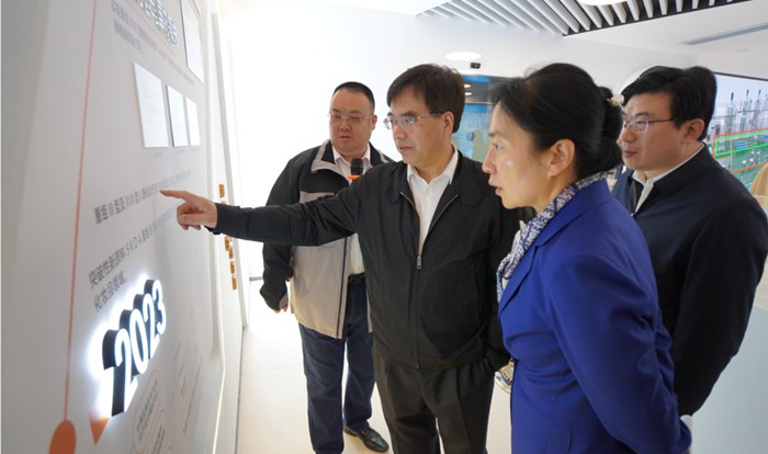 新闻 | 国家药监局调研组莅临欢迎来到公海7108156医疗开展医疗器械立法调研